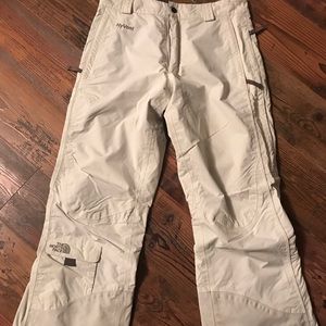 Women’s Northface hyvent snow pants